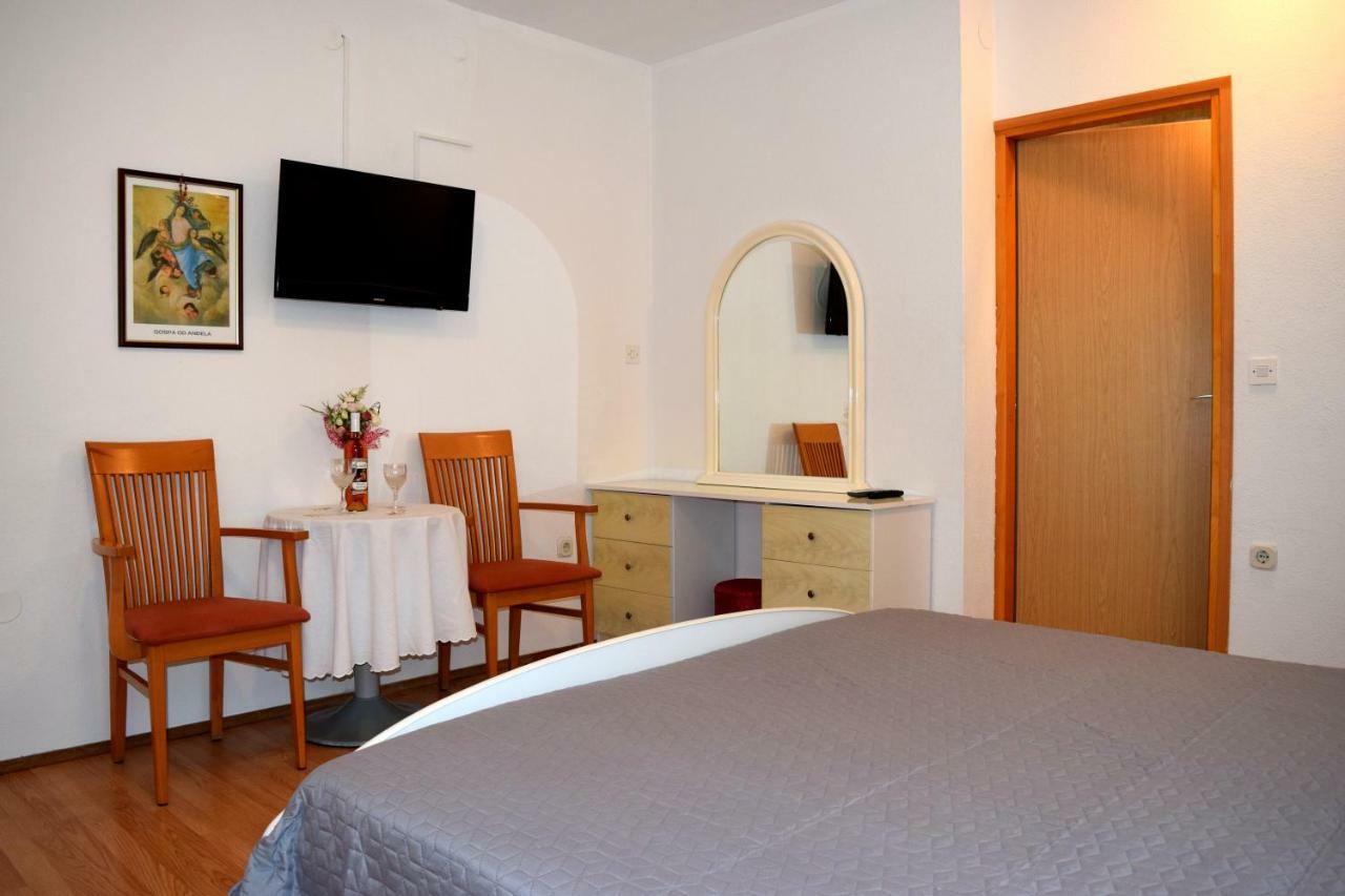 Holiday Room Macukin Brela Luaran gambar